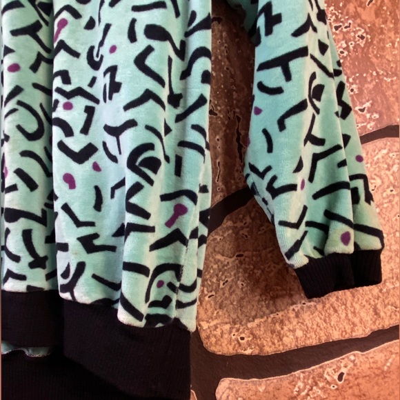 Velour collared maximalist sweater abstract vintage Keith Haring esque - Picture 13 of 14